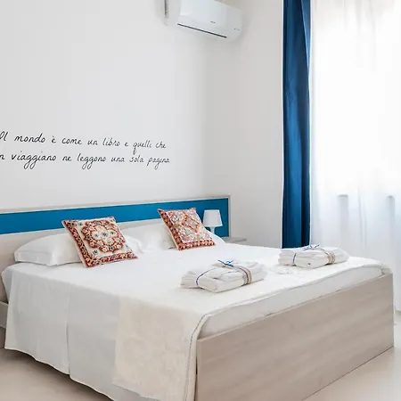 Ultimo Piano Bed & Breakfast *