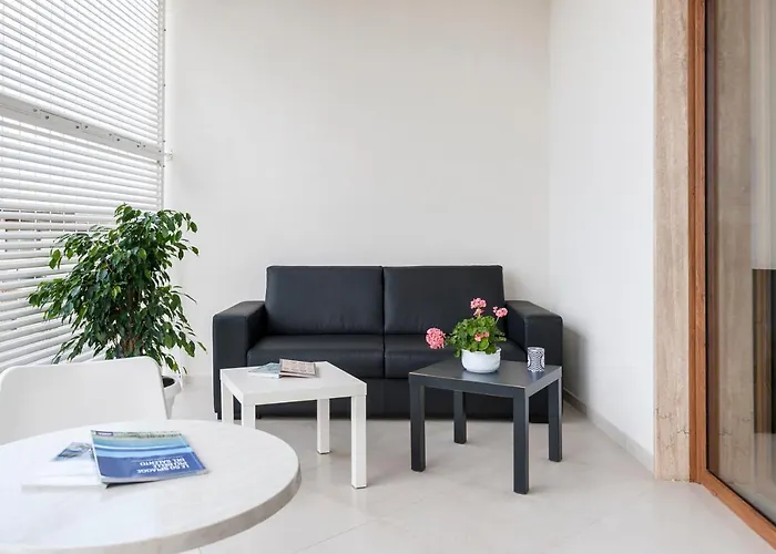 לינה וארוחת בוקר Ultimo Piano