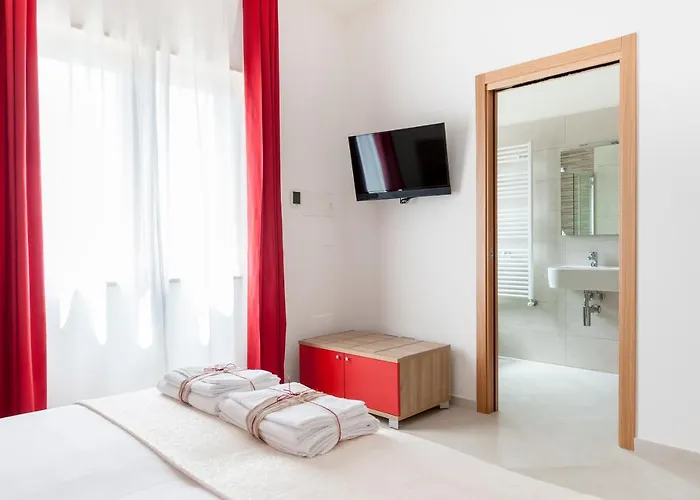 Ultimo Piano * לצ'ה